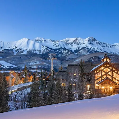 2 Bedroom Condominium - Luxury Skiin And Out